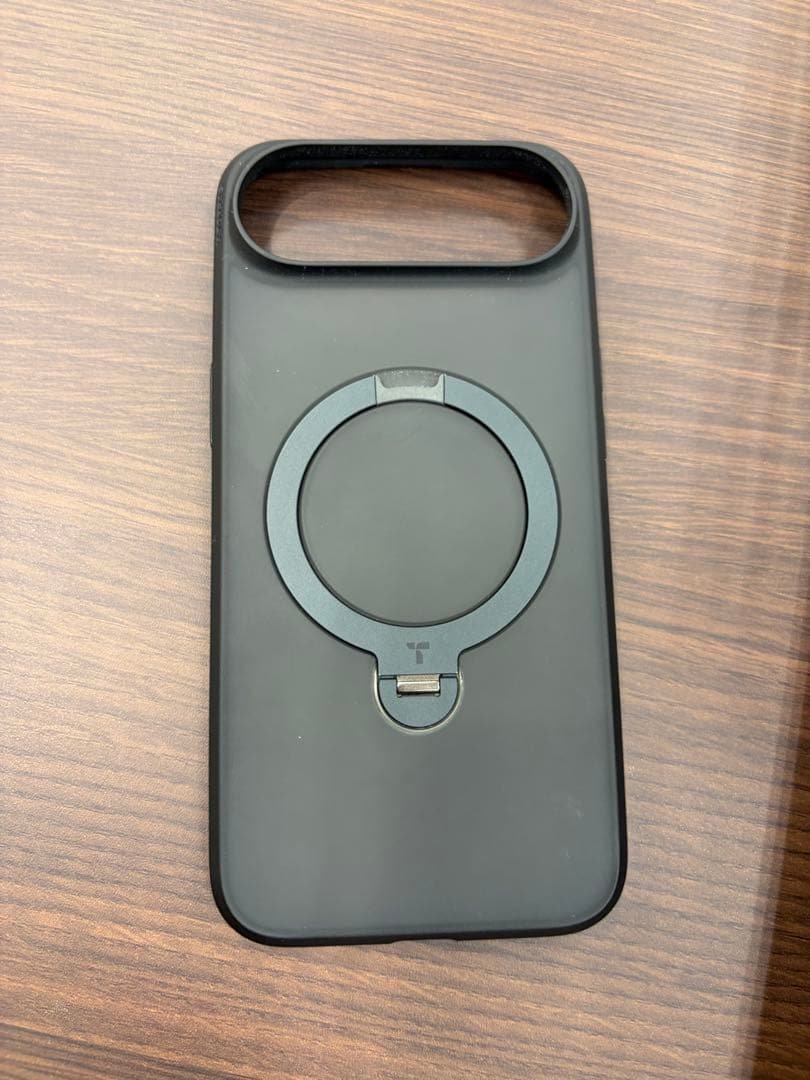 Apple iPhone AIR 本体 + ケース　ライトゴールド