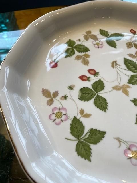  Wild Strawberry 八角形皿