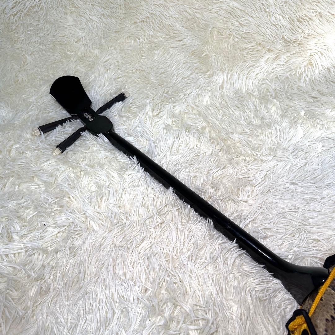 沖縄三味線　本革　ソフトケース付き