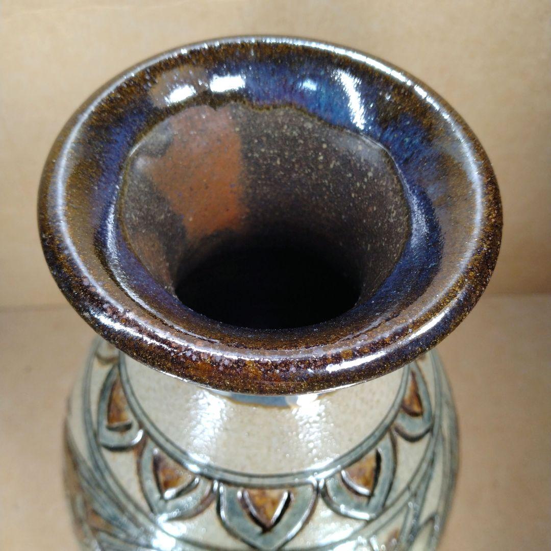 りおくん専用【本物保証】金城次郎 海老魚紋花瓶(海老2魚2）共箱 栞人間国宝美品