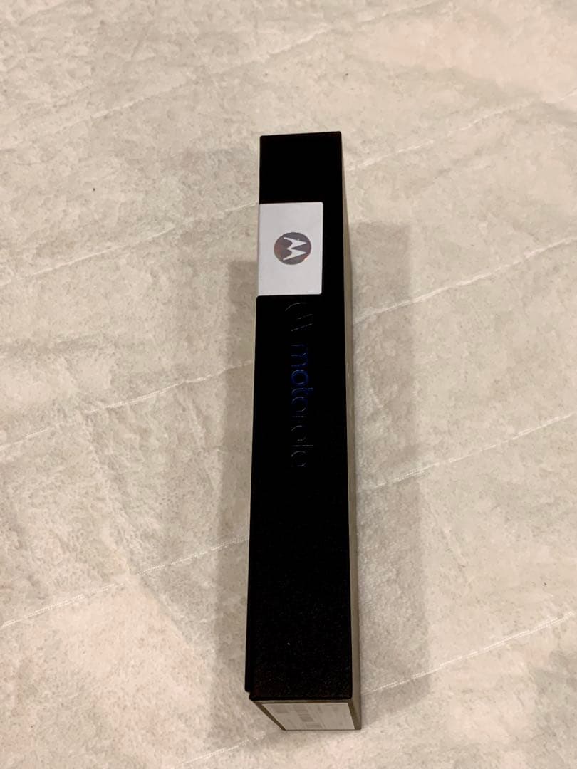 スマートフォン本体 Motorola razr 60 12GB/512GB(5G sim-free)