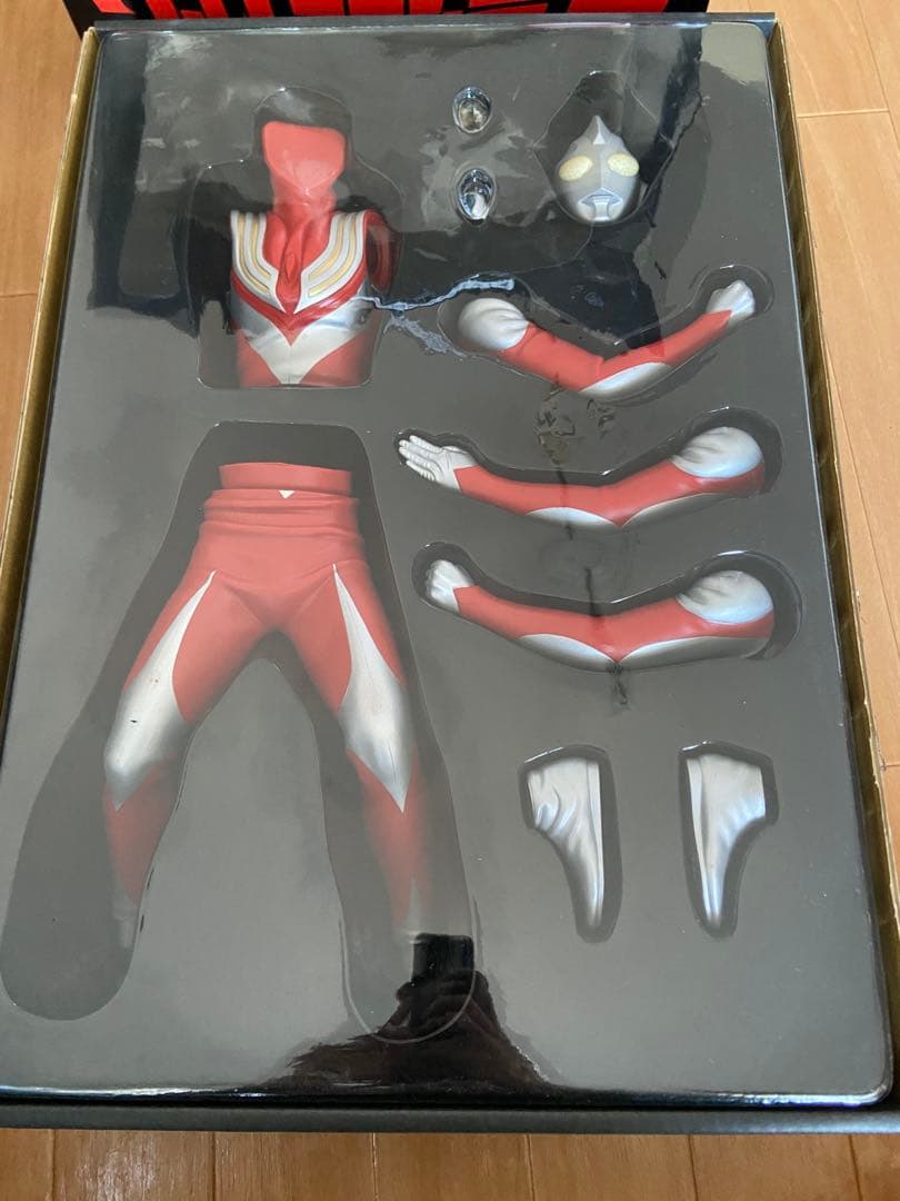 内未開封 ウルトラマンティガ 40センチ 特大ソフビ パワータイプ 海洋堂