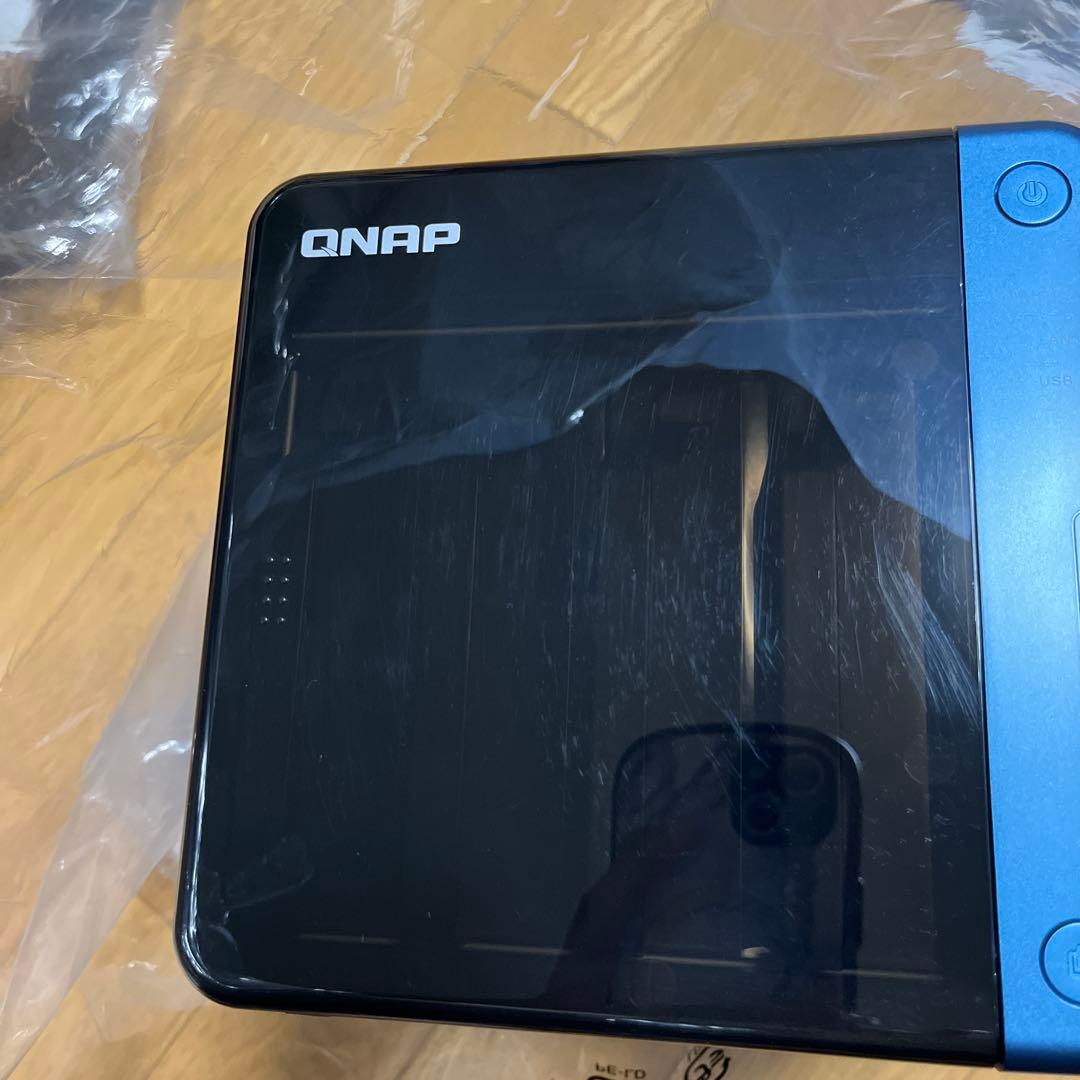 QNAP TS-453Be-4G NAS 中古HDD 4TB×4付