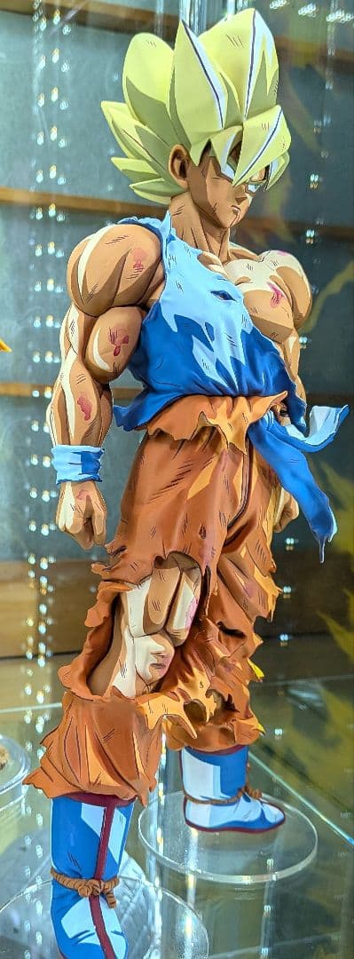ドラゴンボールフィギュア 伝説の超サイヤ人 孫悟空 リペイント 二次元彩色