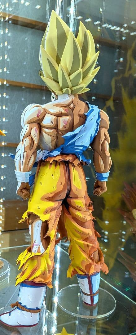 ドラゴンボールフィギュア 伝説の超サイヤ人 孫悟空 リペイント 二次元彩色