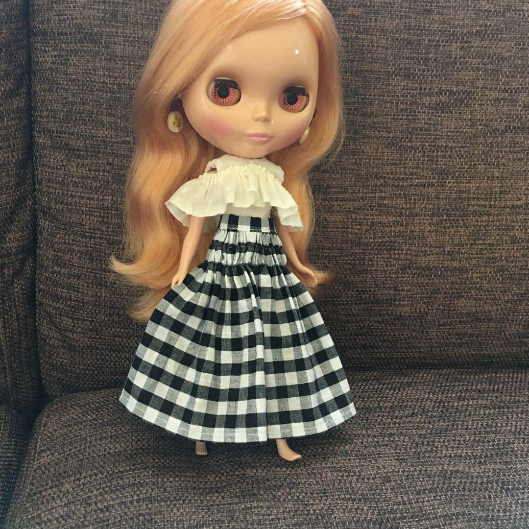 29 特別価格　ギンガムチェック　ギャザーマキシスカート　リカちゃん　ブライス