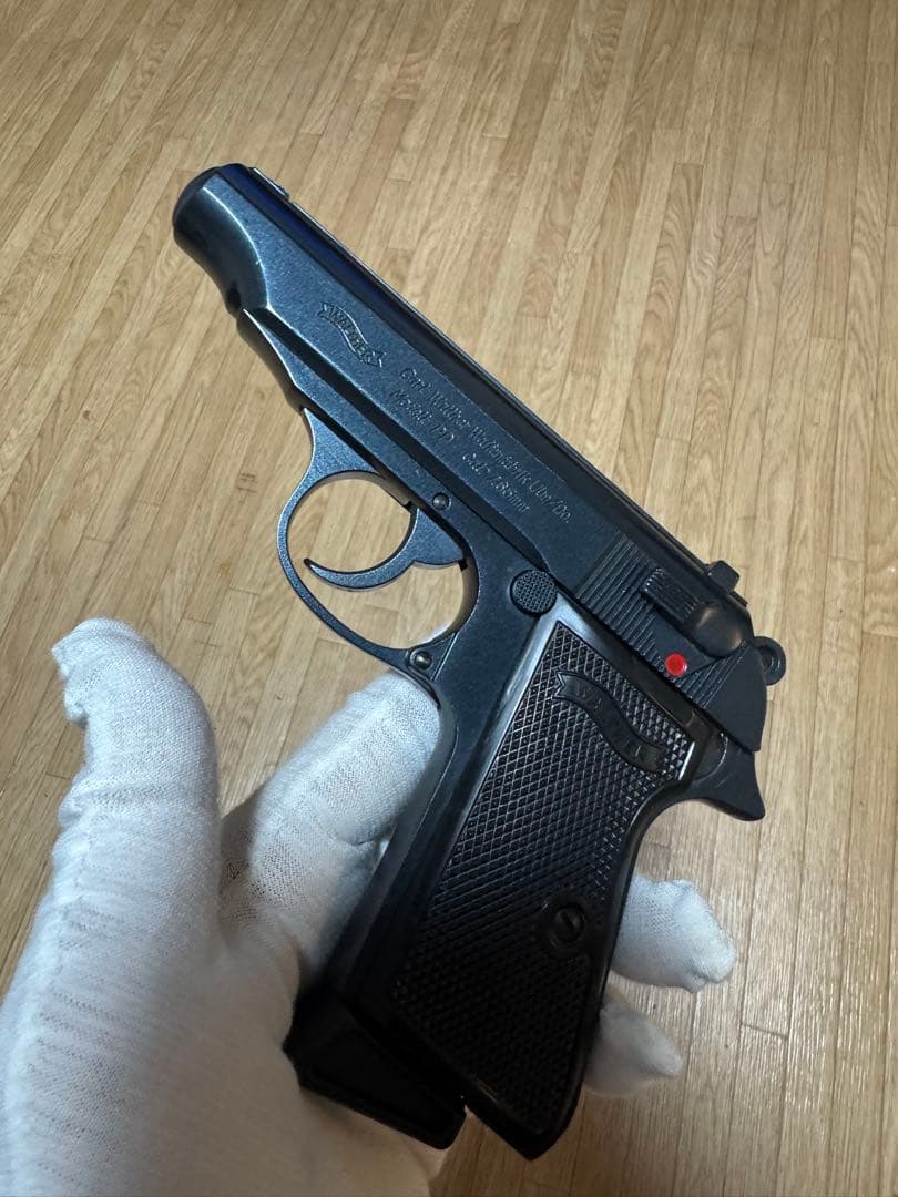 キャロムショット　ワルサーPPK/Sモリブデンブルー　モデルガン