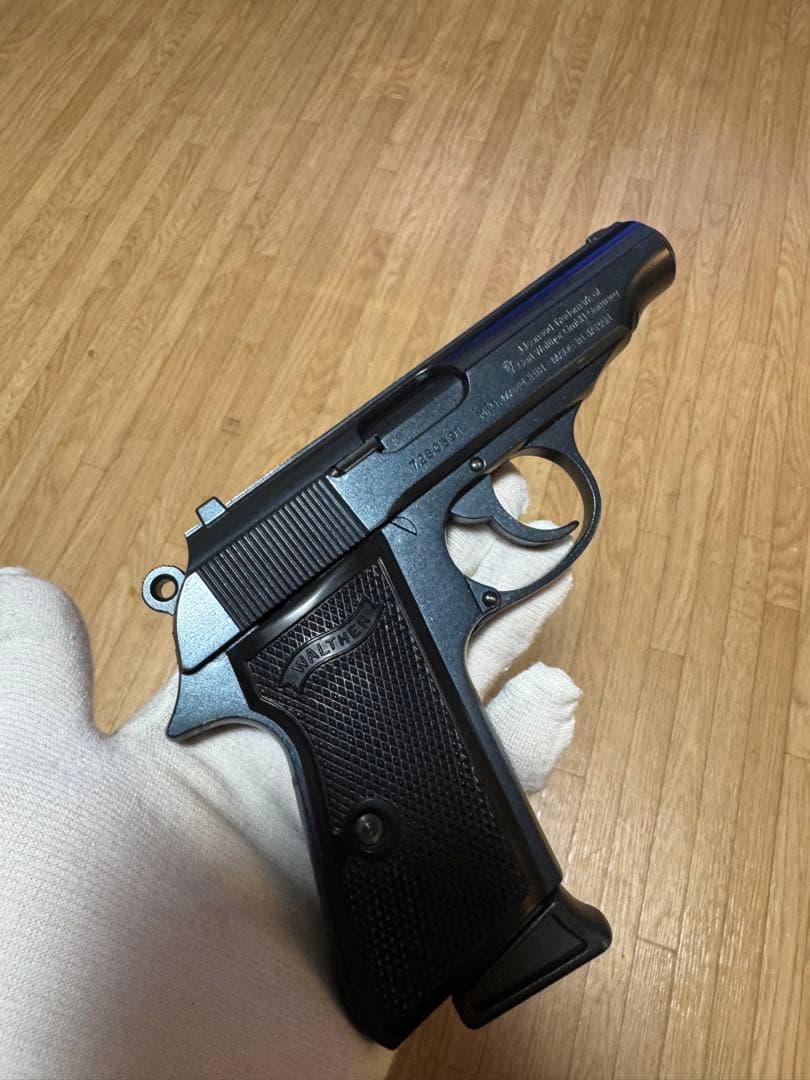 キャロムショット　ワルサーPPK/Sモリブデンブルー　モデルガン