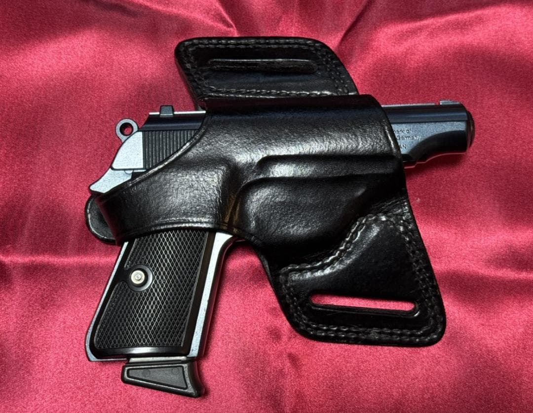 キャロムショット　ワルサーPPK/Sモリブデンブルー　モデルガン