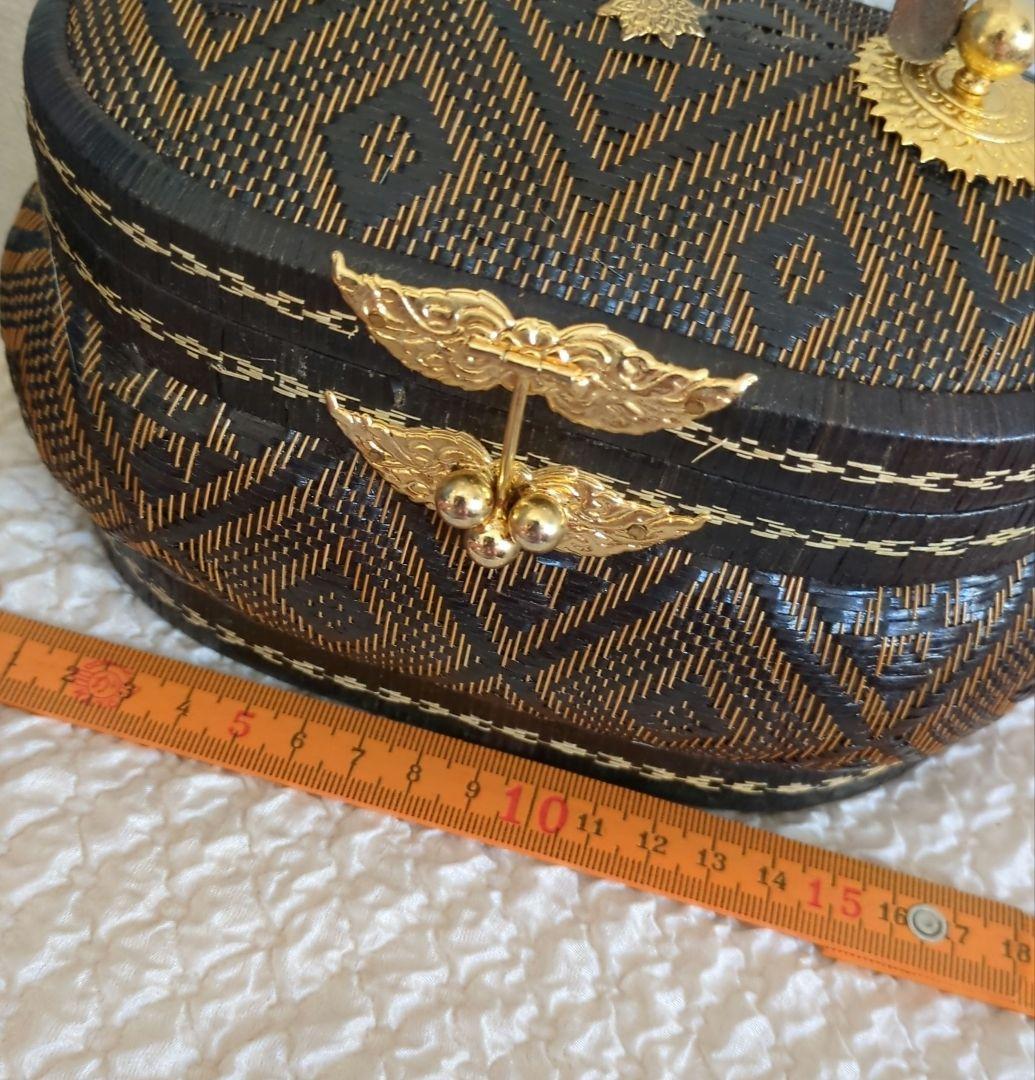 タイ　王室　幾何学模様のかごバッグ　ビンテージ