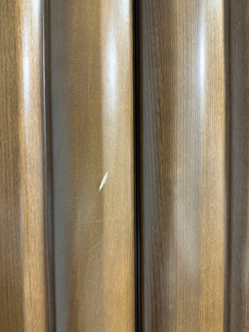 木製4枚扉洋服タンス棚•鏡付き