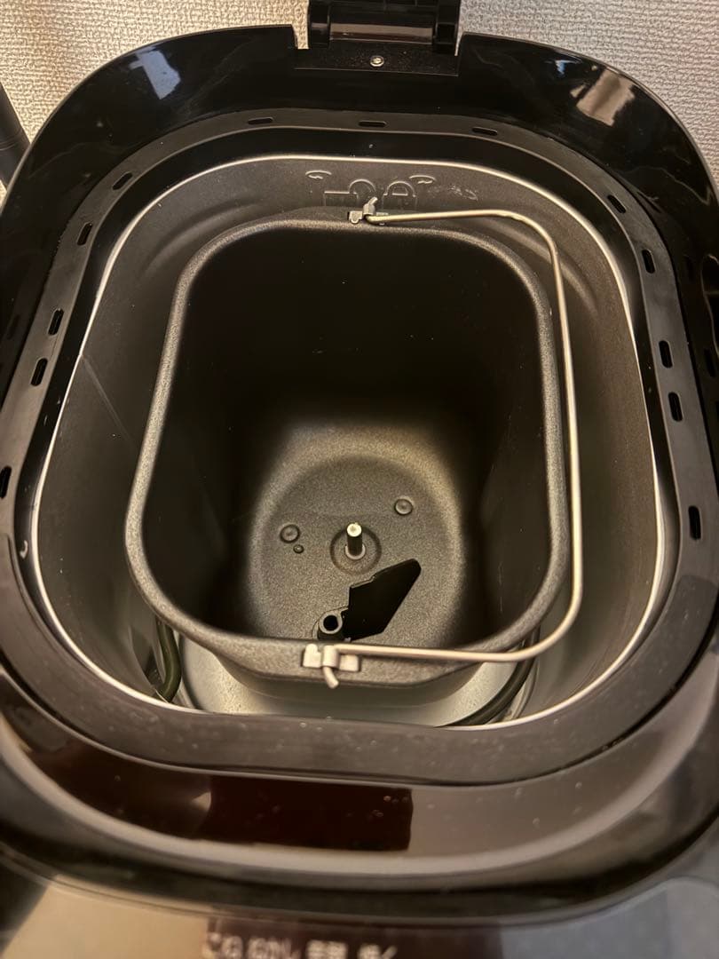 2025年製　アイリスオーヤマ　ホームベーカリー