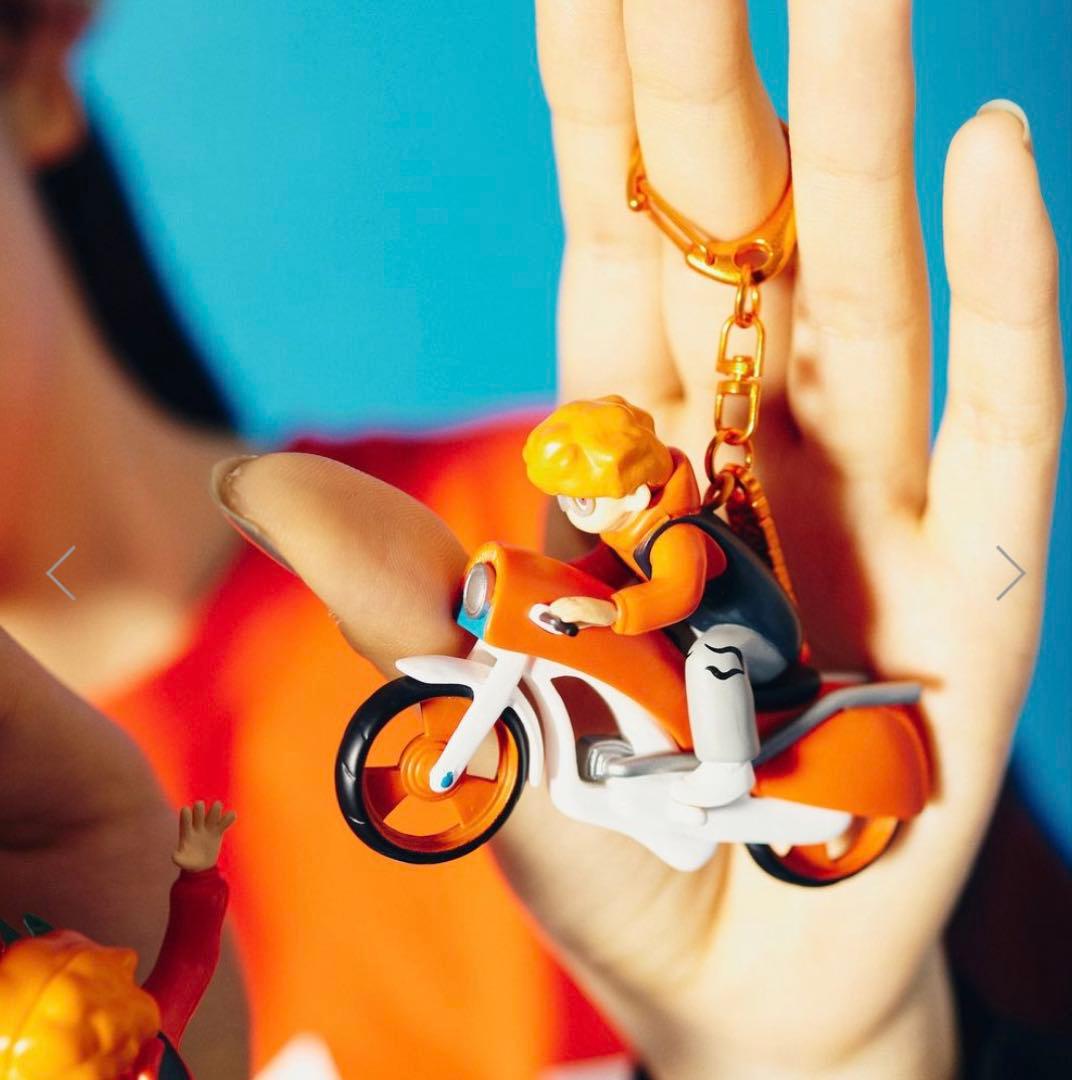 ミュージシャン Mini Vaundy Keychain \"SILENCE\" [Bike]