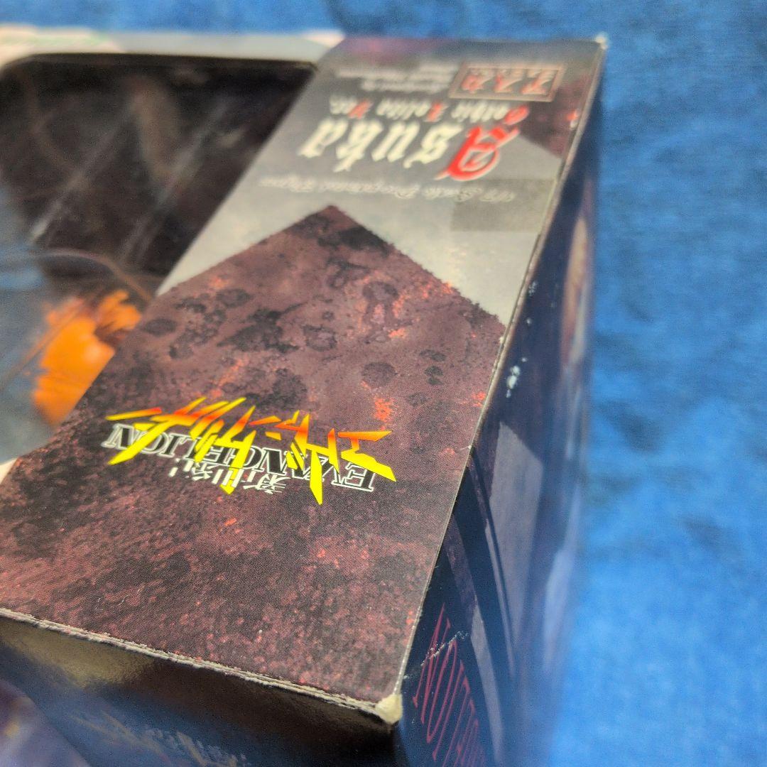 エヴァンゲリオン　ゴスロリ　アスカ　赤サンタ帽子付きフィギュア