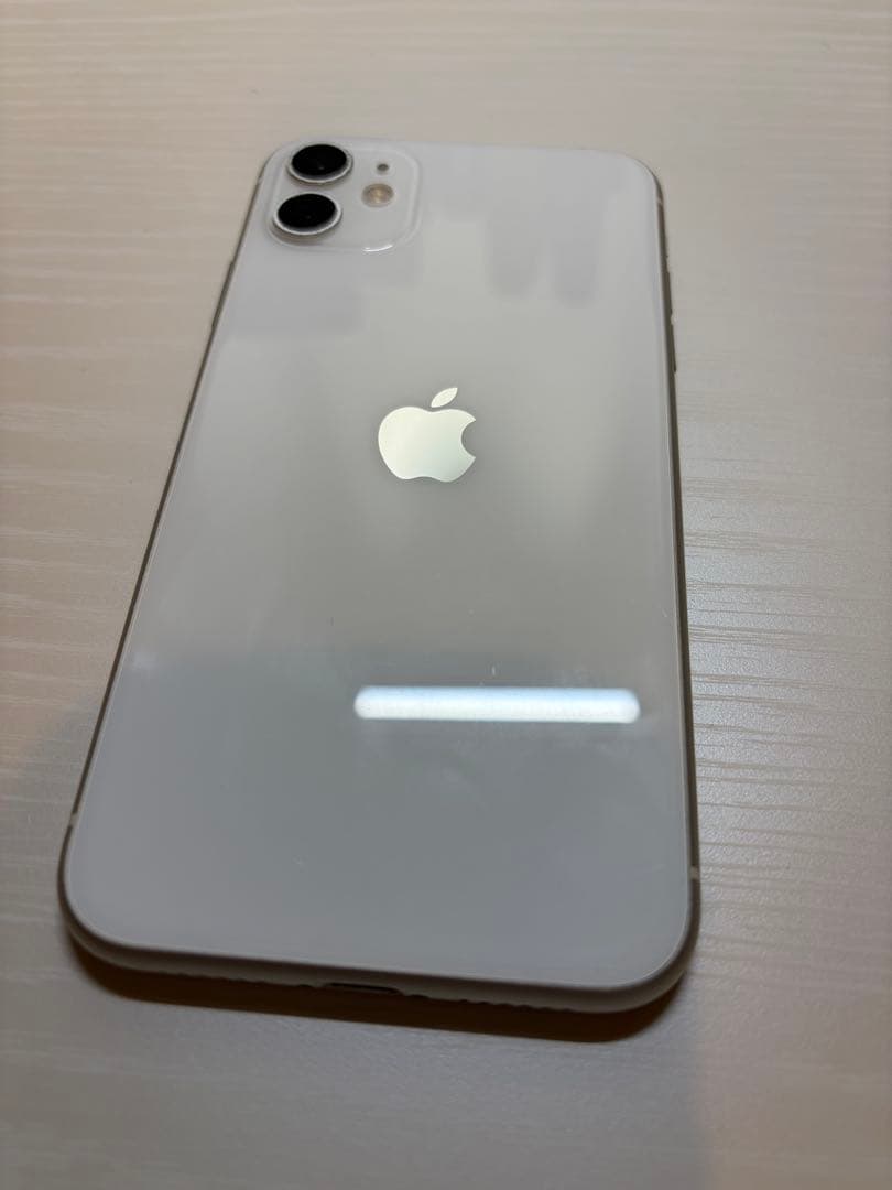 Apple iPhone11 ホワイト　128GB アイフォン 本体