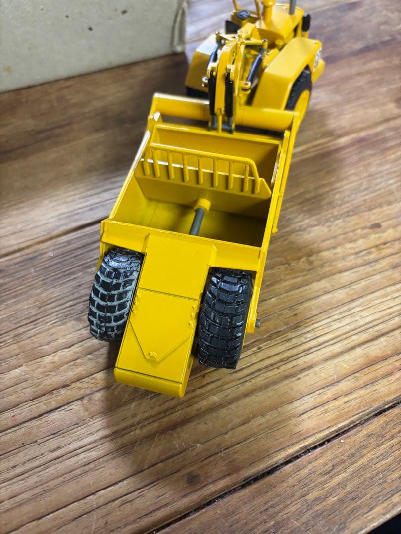 ミニカー CAT 621Caterpillar Hinterkipper Athey