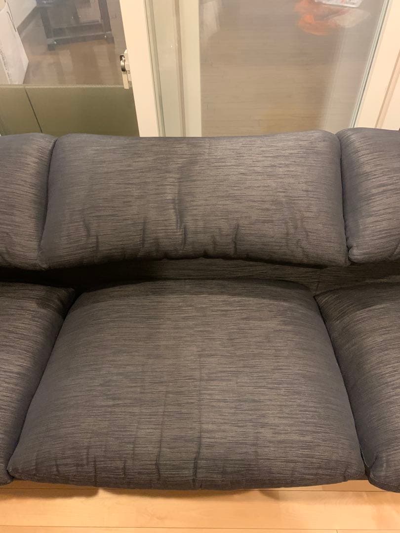 Cassina ダークグレー 3人掛けソファ