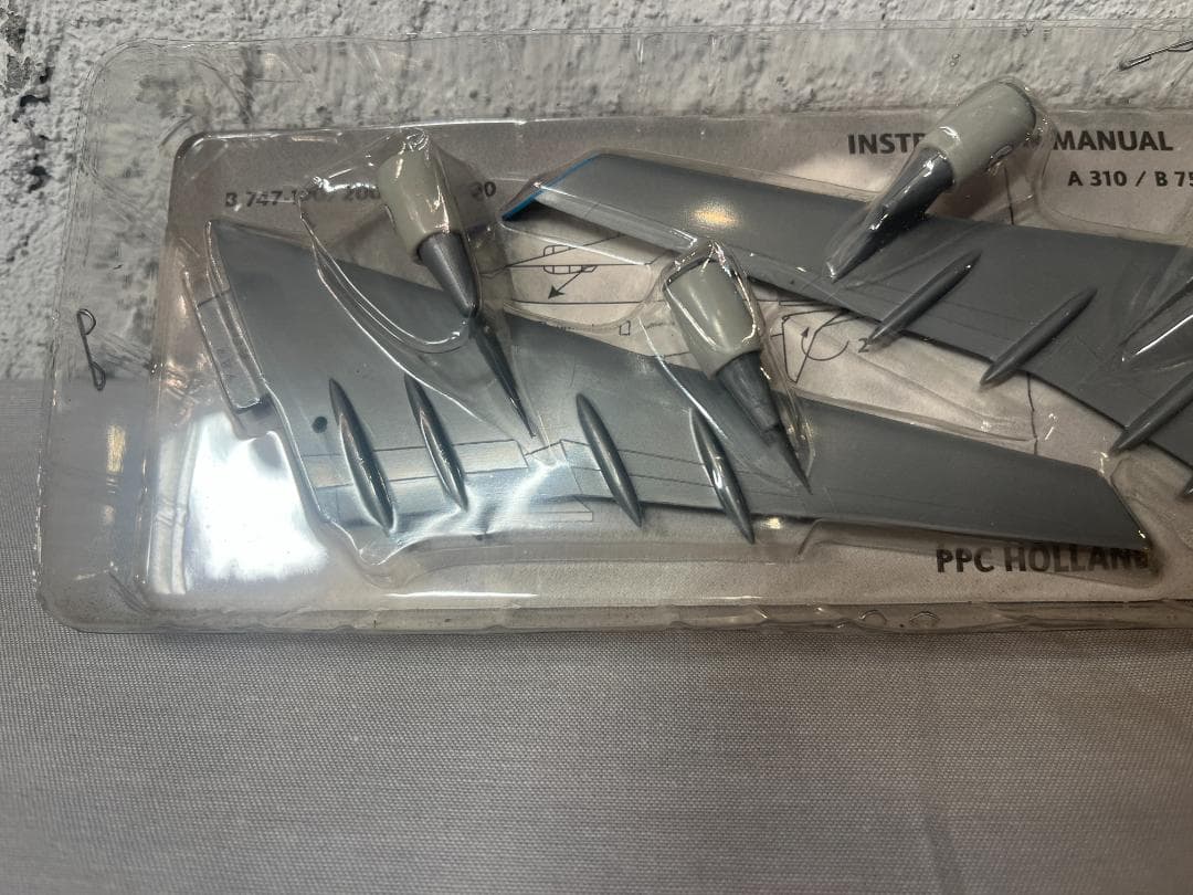 ANA ポケモンジェット 2000　B747-400 JA8962