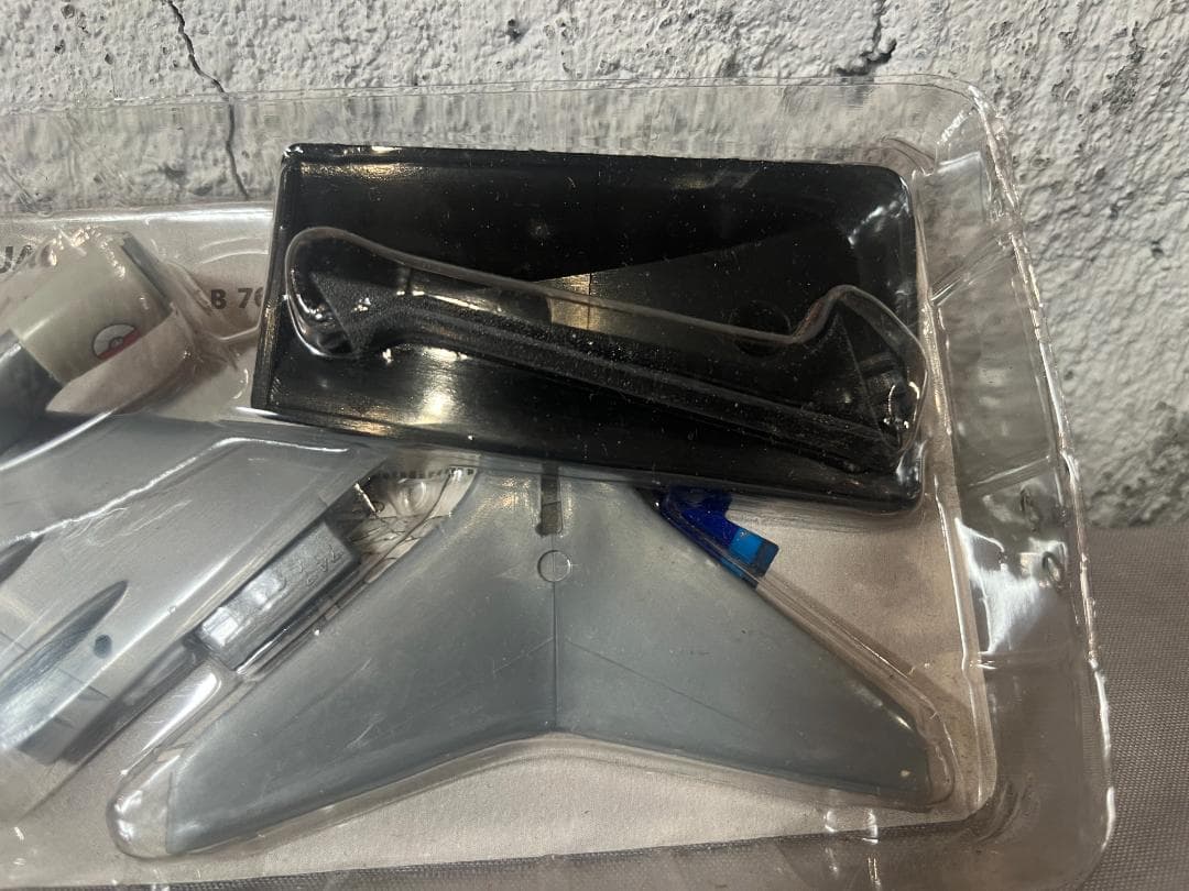 ANA ポケモンジェット 2000　B747-400 JA8962