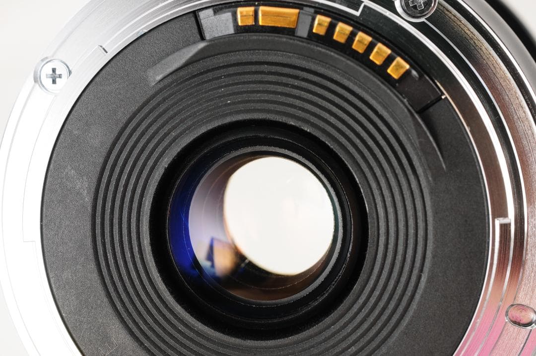 【超広角レンズ】EF 20-35mm F3.5-4.5 USM キレイな背景ボケ