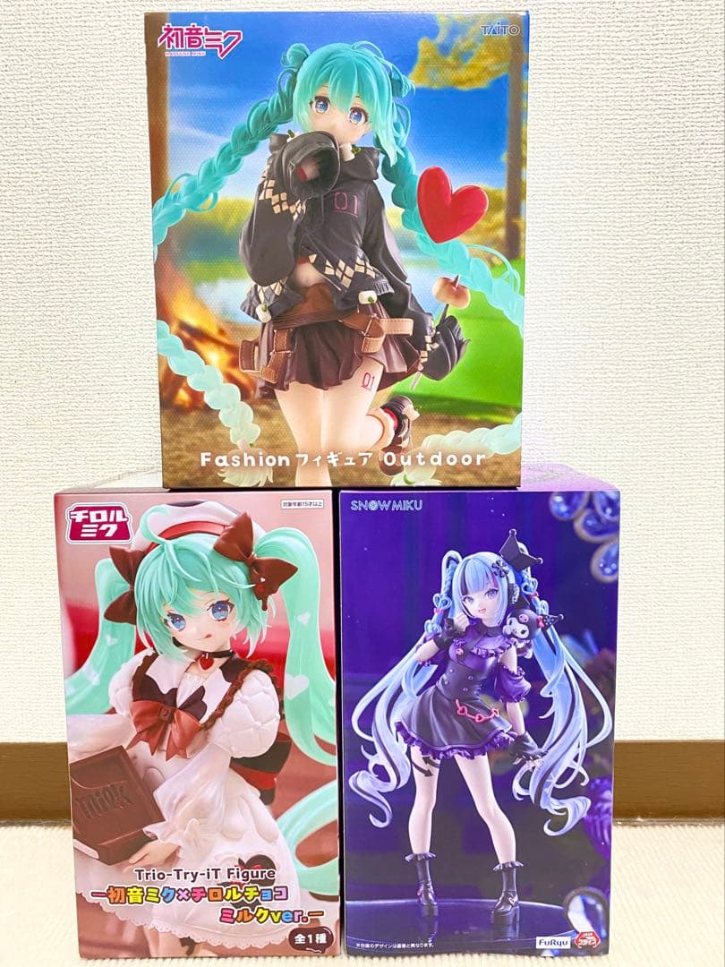 【新品未開封】 雪ミククロミ 初音ミクチロルチョコ アウトドアミク3点セット
