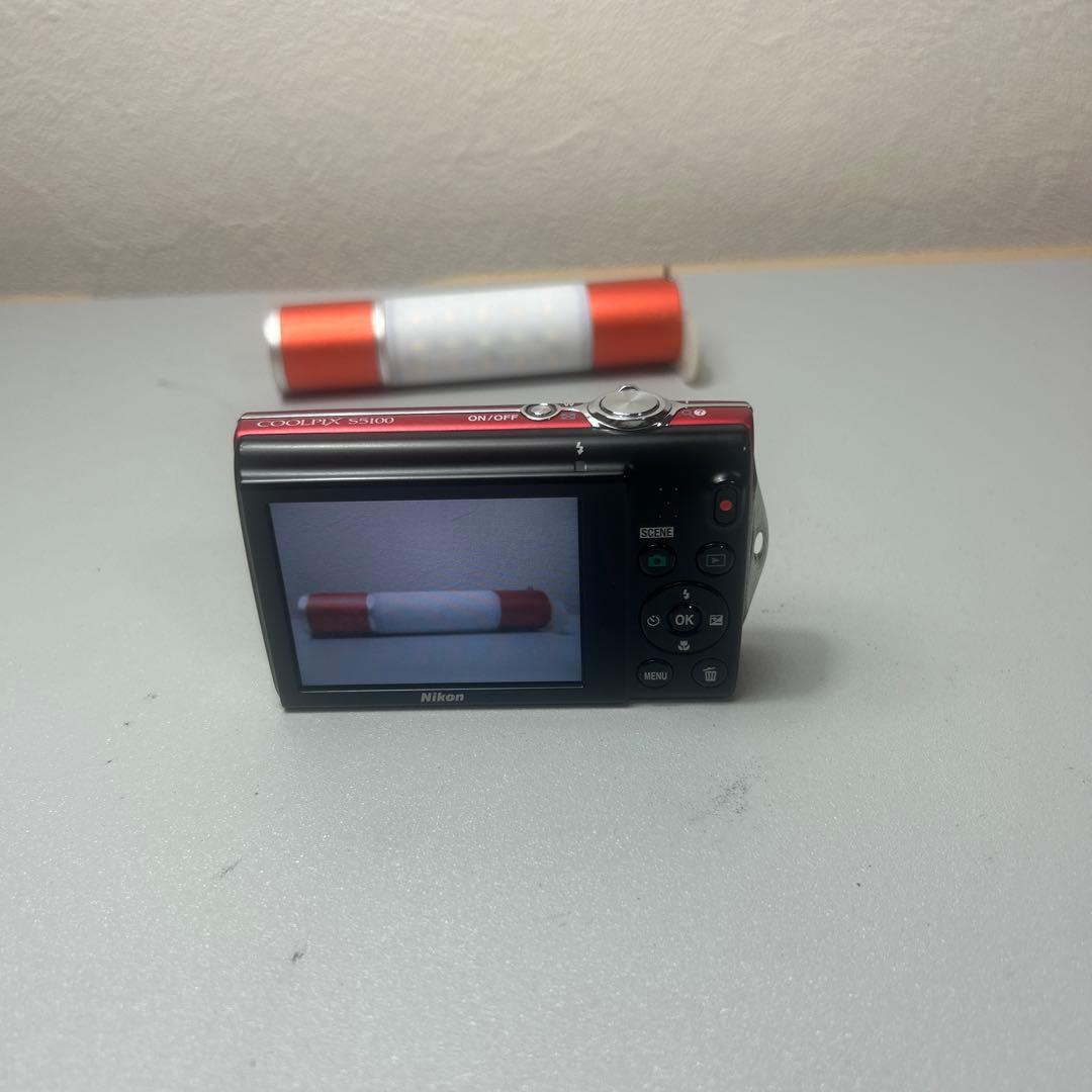 Nikon コンパクトデジタルカメラ