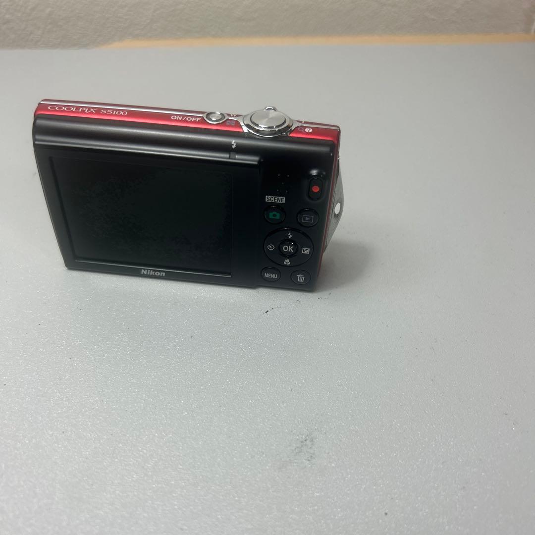 Nikon コンパクトデジタルカメラ