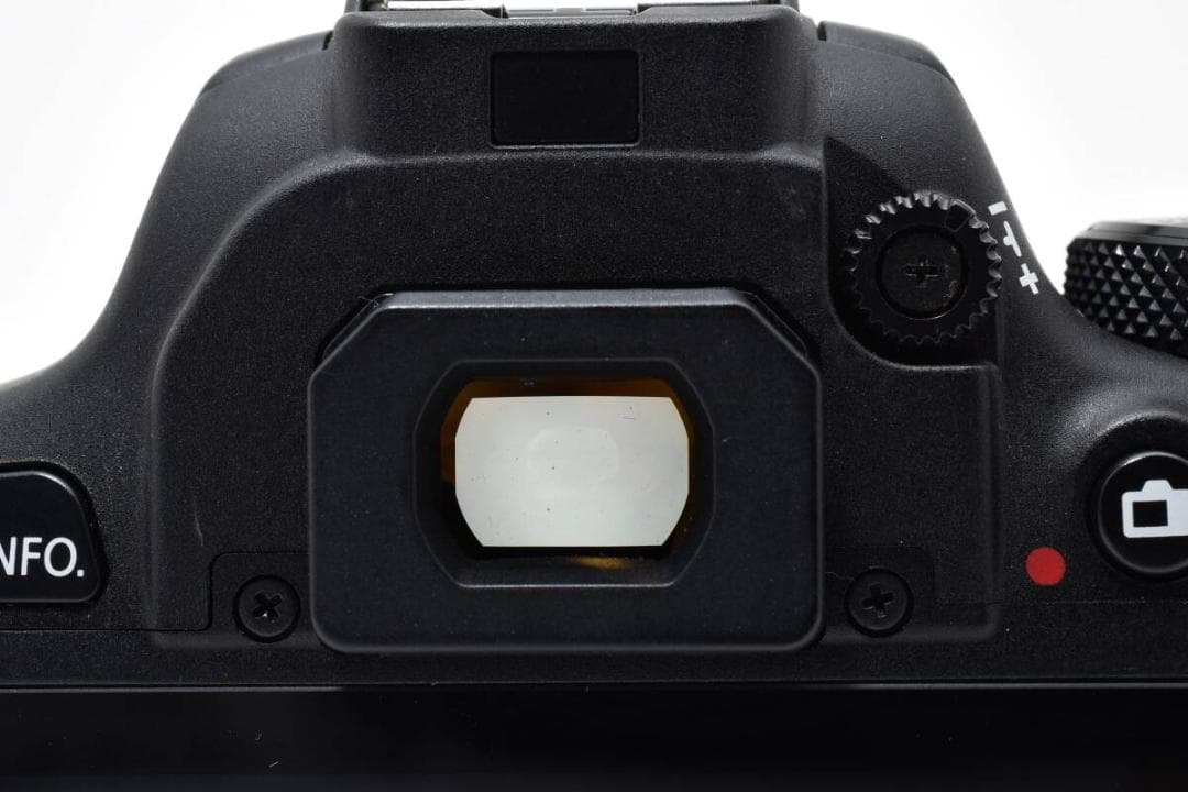 ショット数:5698回 Canon EOS Kiss X7 セット #1329