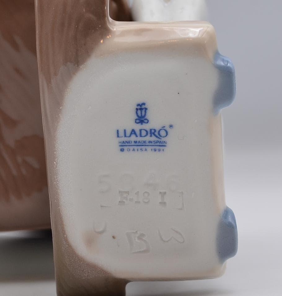 疲れちゃった　＃5846　★リヤドロ　スペイン　ポーセリン　光沢仕上げ　絶版