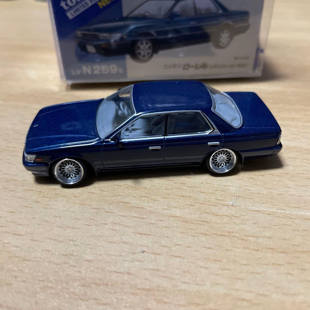 ローレル　C33 トミカリミテッドヴィンテージ