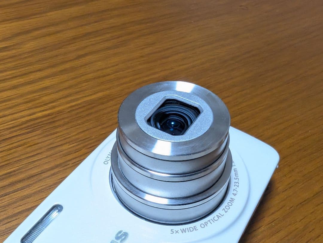 OLYMPUS VH-210 ホワイト コンパクトデジタルカメラ