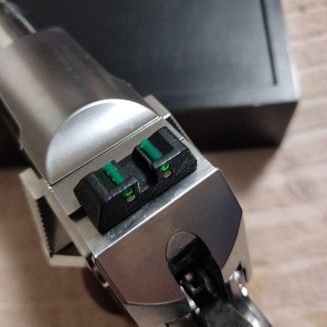 東京マルイデザートイーグルバイオハザード 50AE 限定版 カスタム