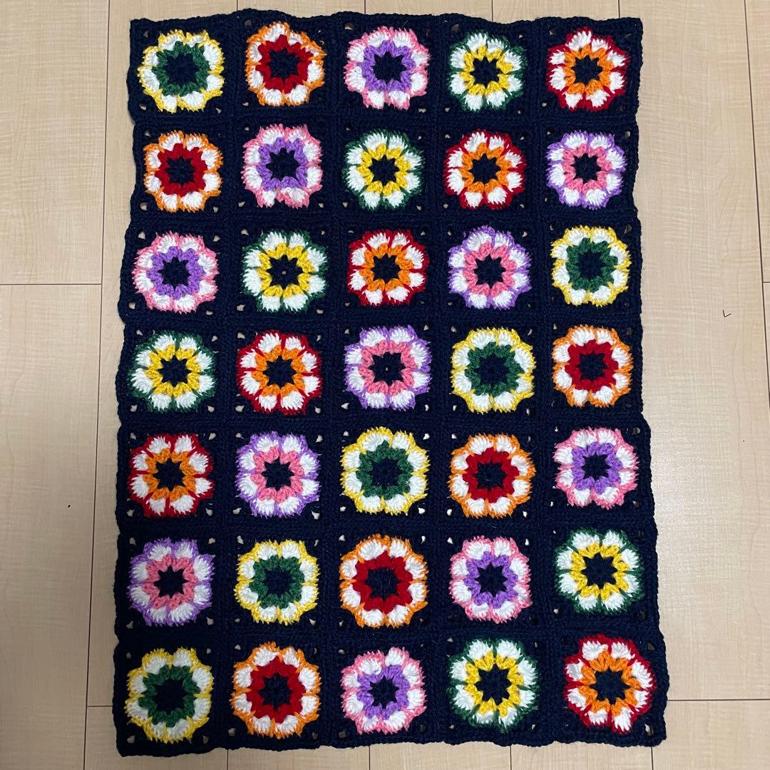 ハンドメイド　マルチカバー　かぎ針編み　レトロポップ　昭和レトロ　80x57