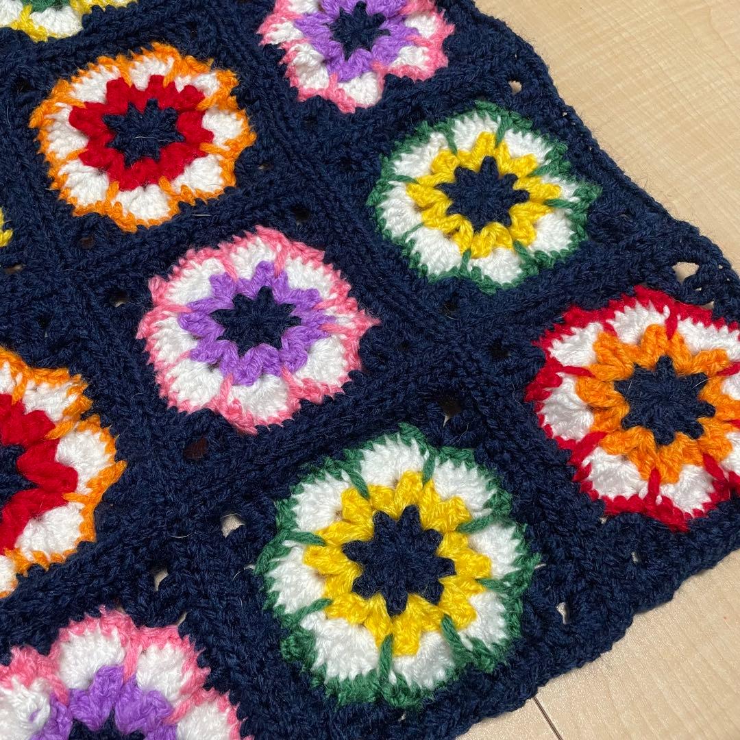 ハンドメイド　マルチカバー　かぎ針編み　レトロポップ　昭和レトロ　80x57