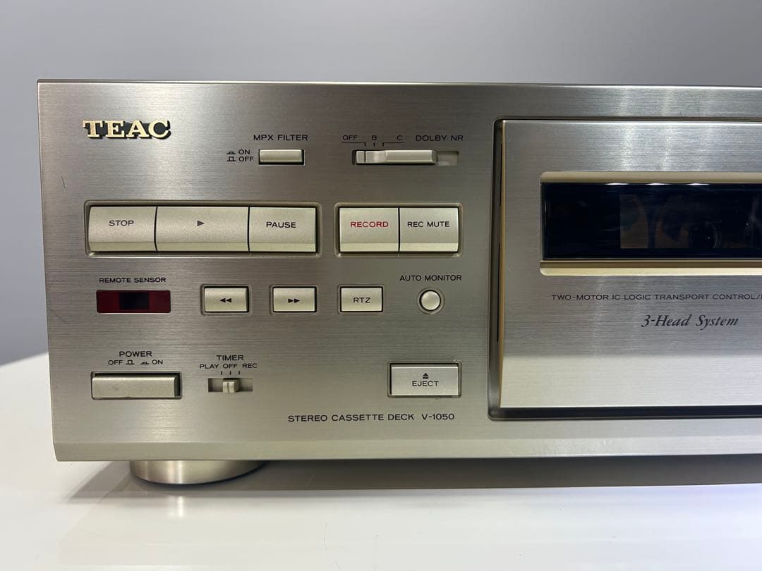 TEAC V-1050 カセットデッキ　【見直し再出品】