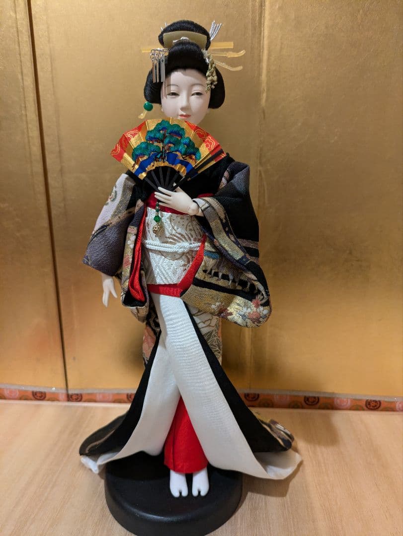 手足稼働　胡粉ヘッド付ドール　芸者『真琴』1/6ドール、ドール本体とスタンドのみ
