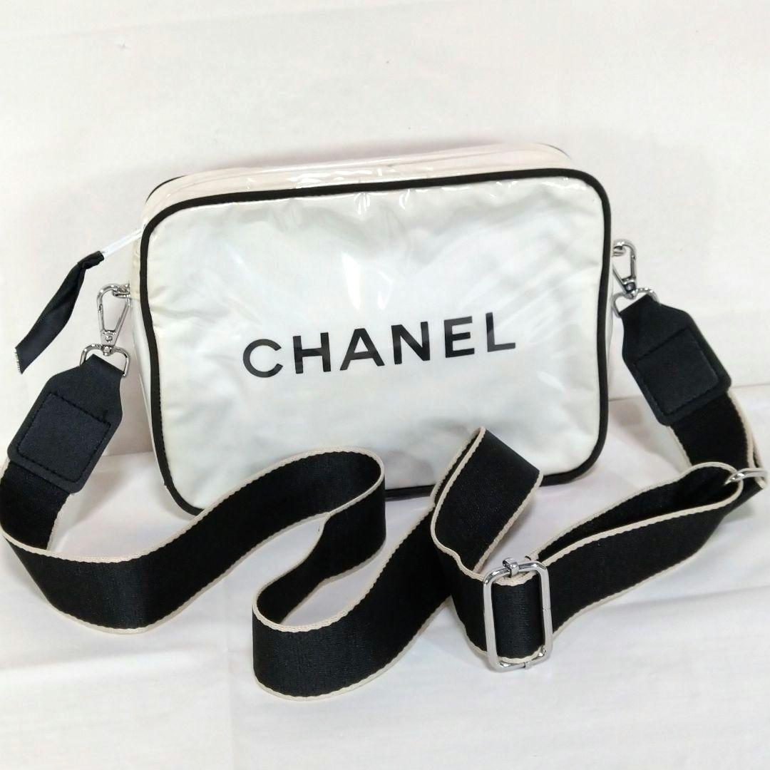 シャネル スポーツタイプ ビニル ポーチ ショルダー CHANEL