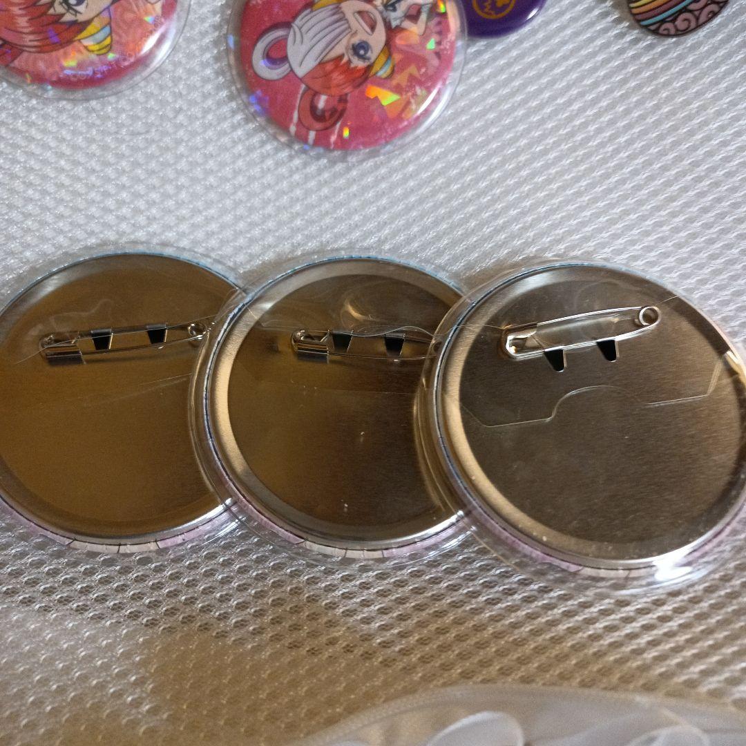 ワンピース ウタ 缶バッチ 16点セット