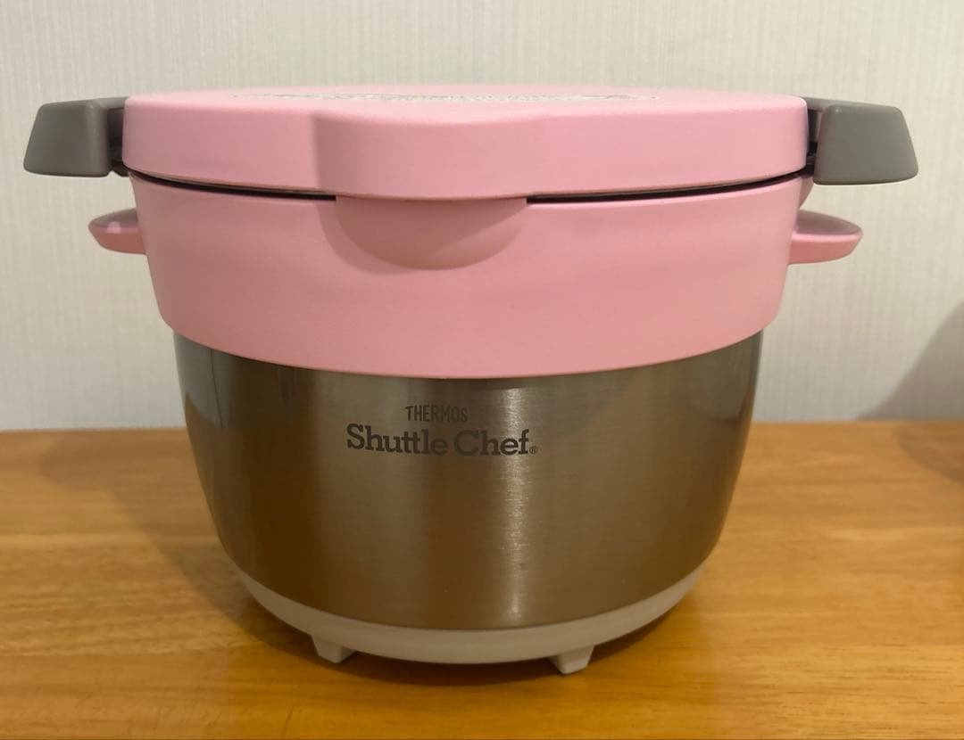 新品未使用THERMOS sシャトルシェフKBB-1600 1.6L ピンク