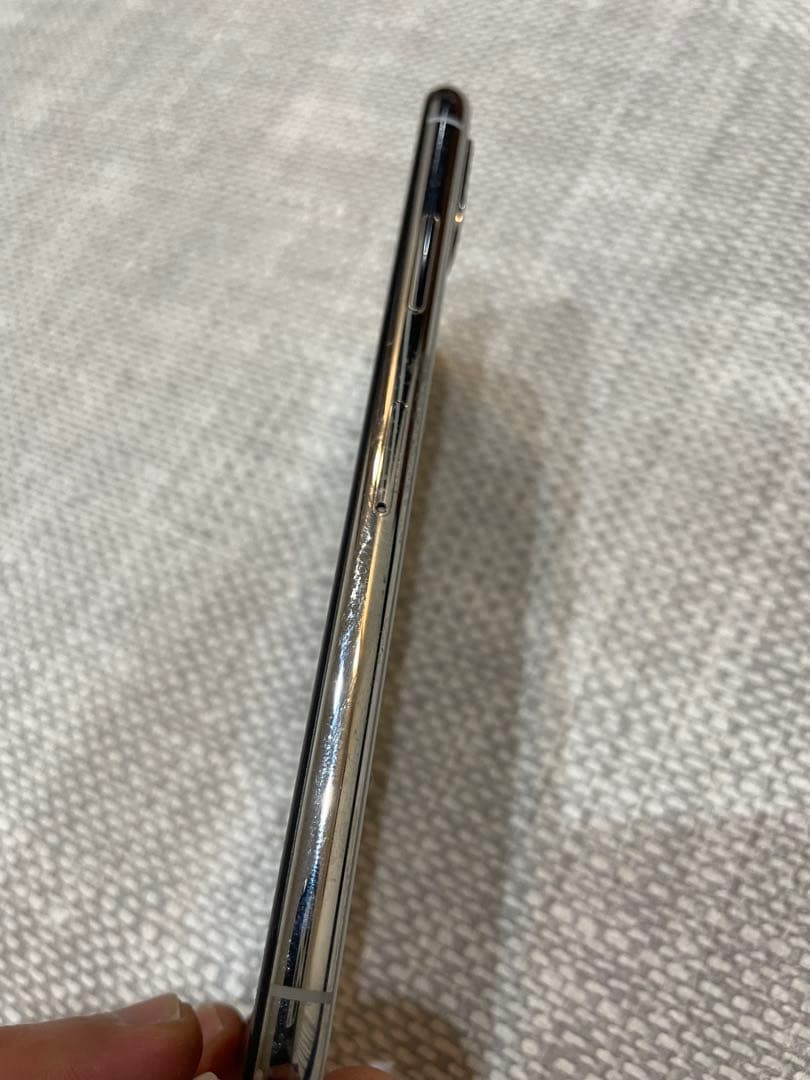 Apple iPhone X シルバー　256GB 本体