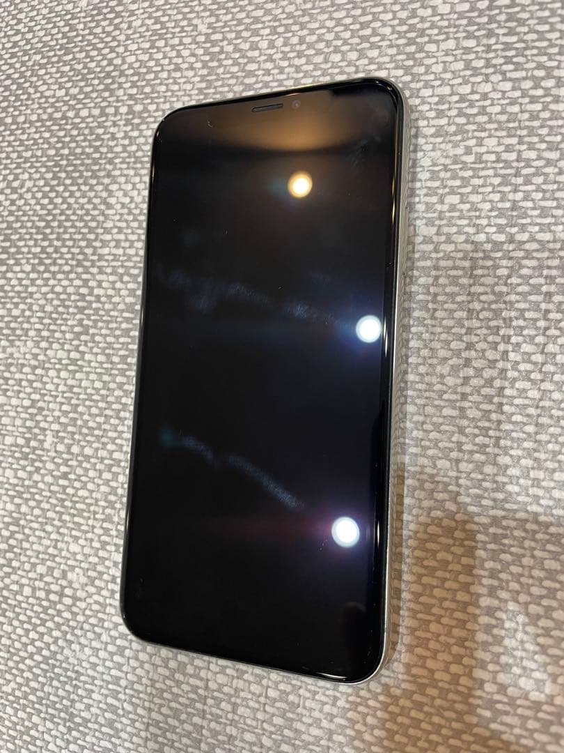 Apple iPhone X シルバー　256GB 本体