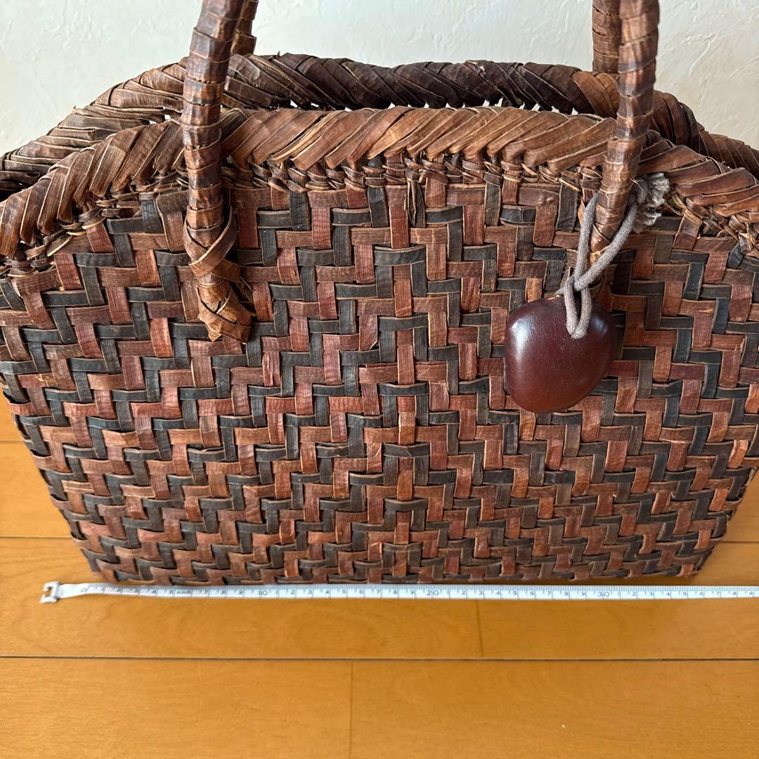 山葡萄籠バック　網代編み