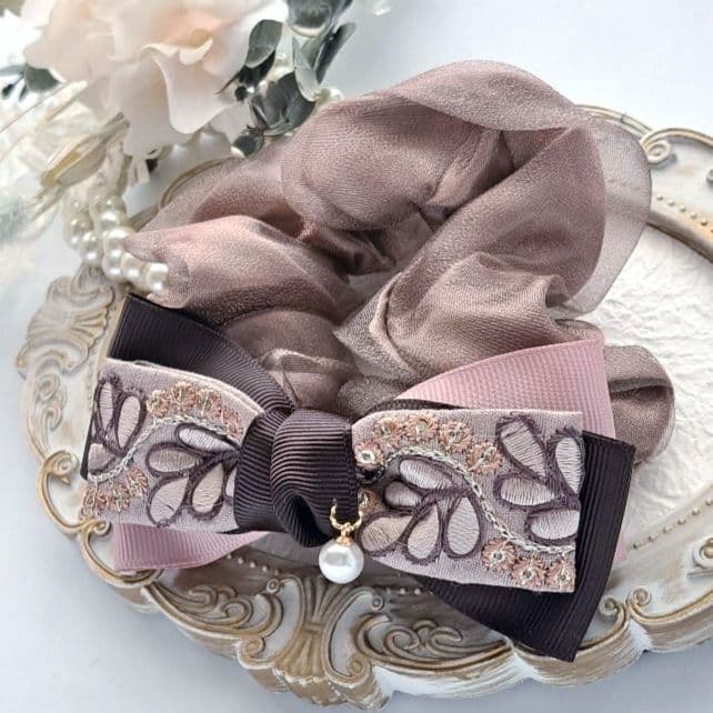 まいちん 様お取引中⭐3307⭐❣️大人可愛い華やかアクセ❣️オリジナル✴インド刺繍