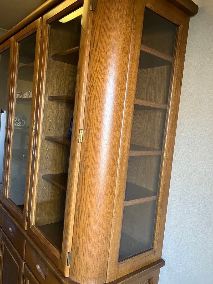 浜本工芸 木製ブラウンキャビネット ガラス扉付き　食器棚