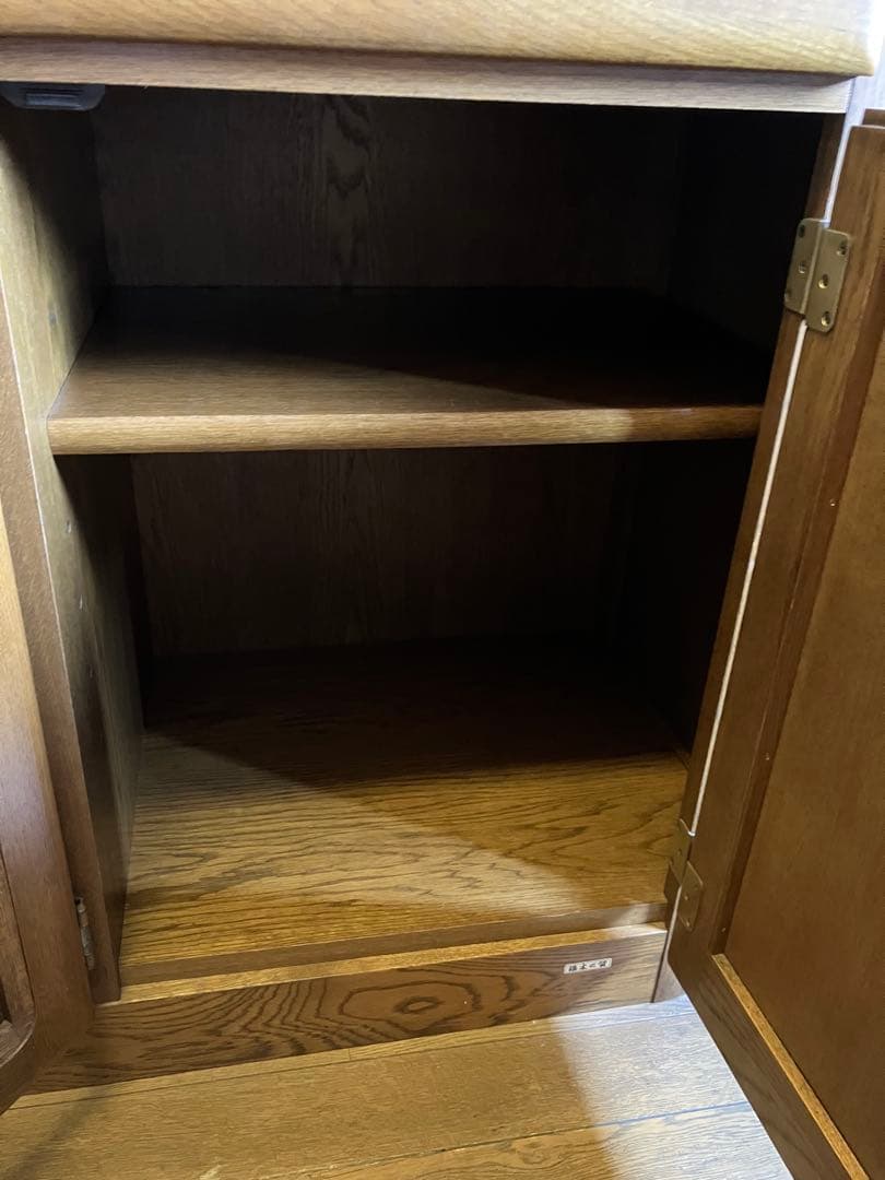 浜本工芸 木製ブラウンキャビネット ガラス扉付き　食器棚