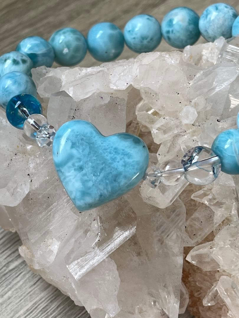 天然石ブレスレット☆ラリマーハート型＆丸珠・フェニックスアイリスクォーツ・水晶☆