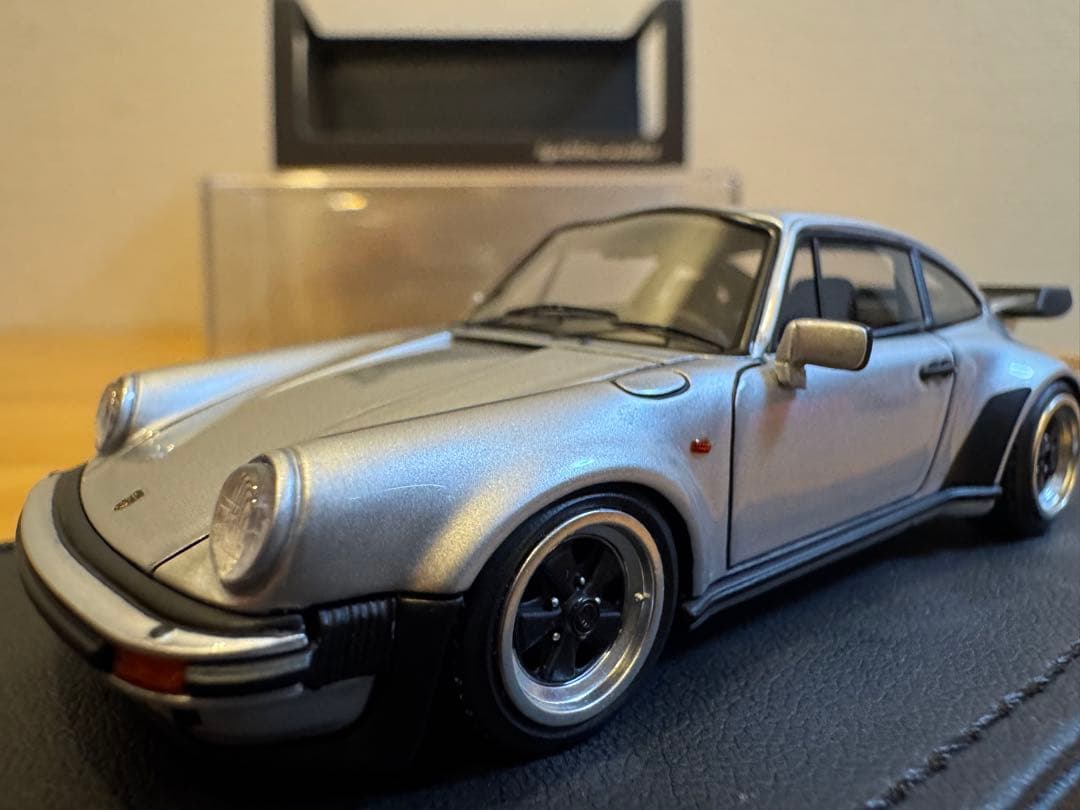 【ignition model】IG0941 Porsche 911 Turbo