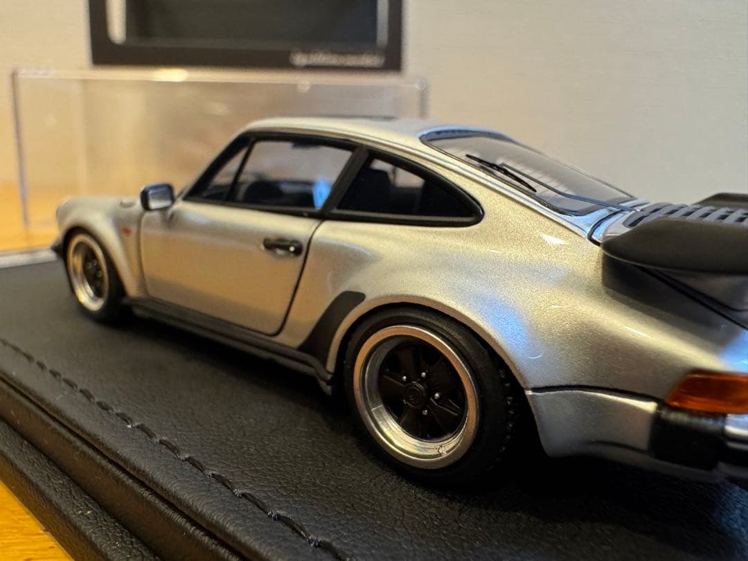 【ignition model】IG0941 Porsche 911 Turbo
