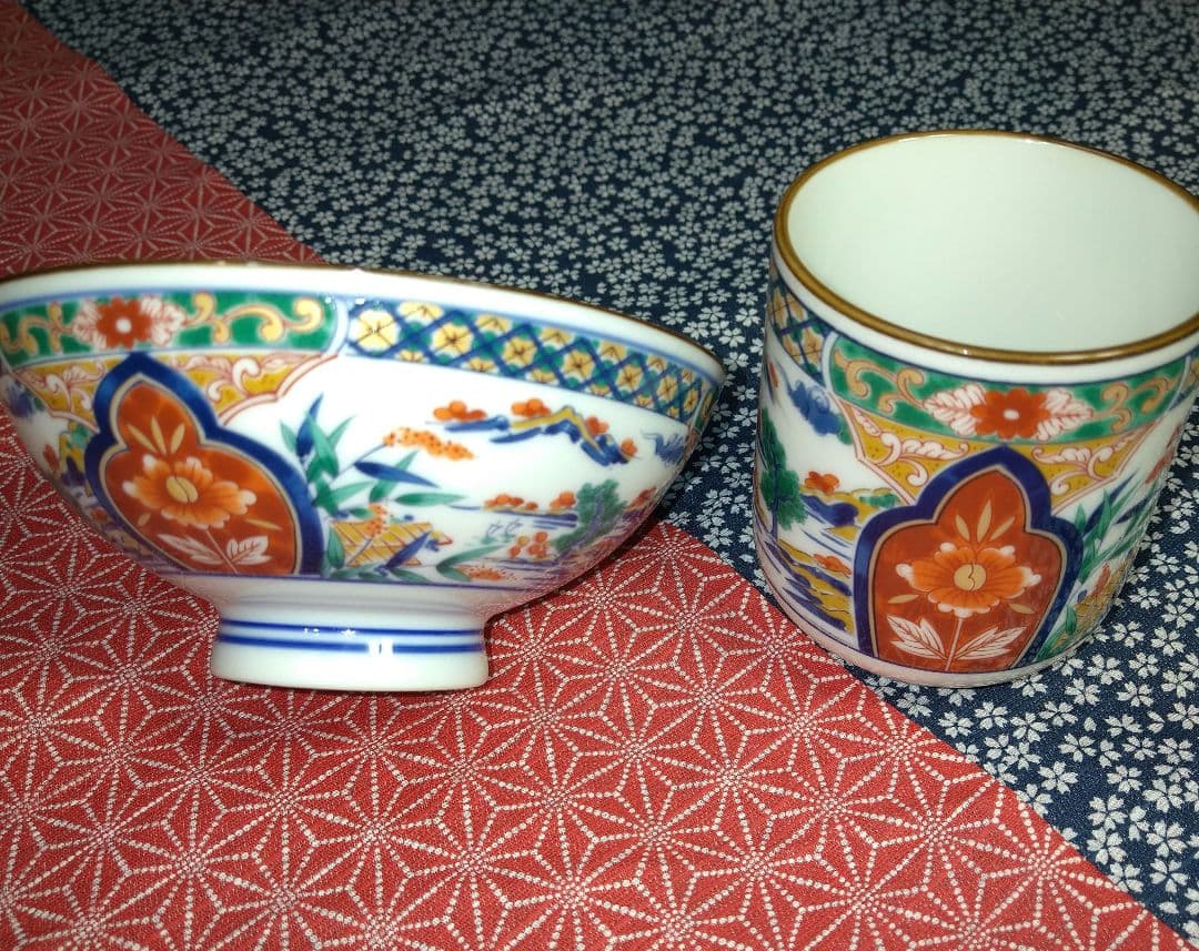 ♦【５０年前のコレクション】♥選べる３皿♥有田焼【春雄苑錦五彩作】茶碗セット