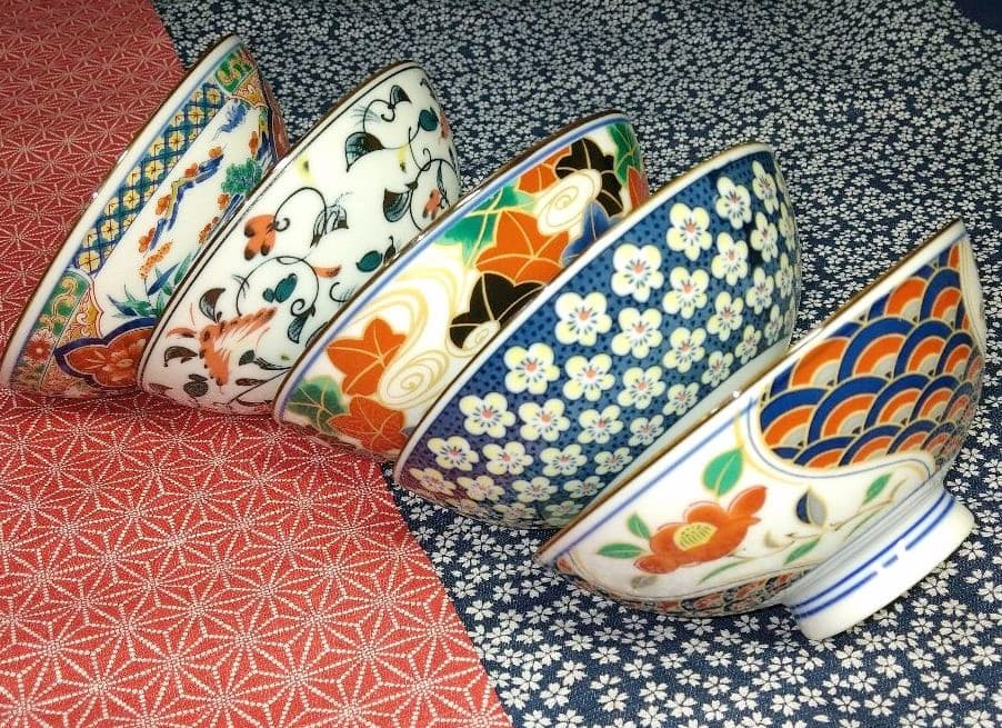 ♦【５０年前のコレクション】♥選べる３皿♥有田焼【春雄苑錦五彩作】茶碗セット